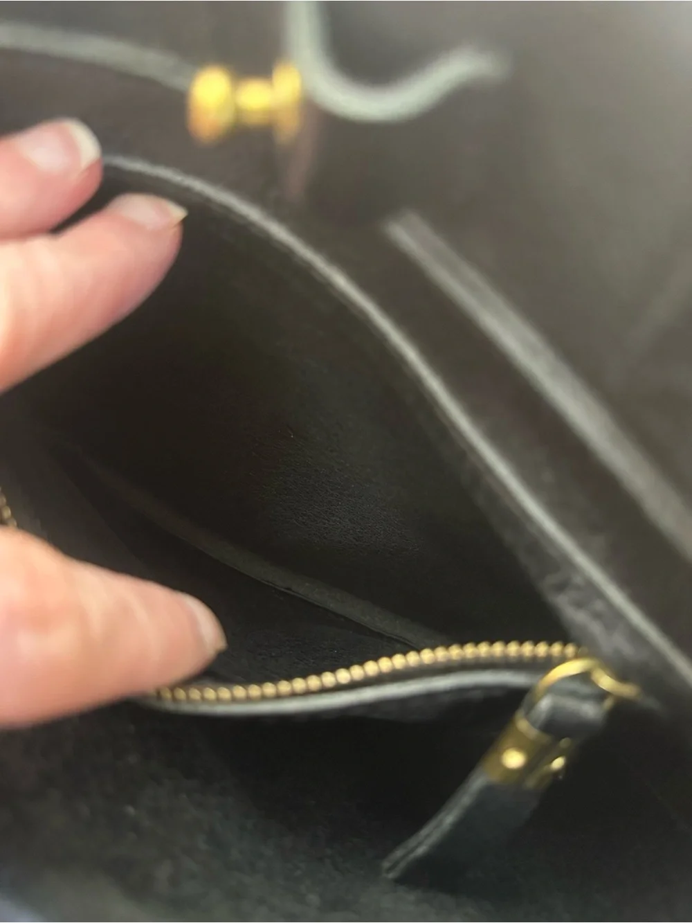 Madewell The Small Transport Crossbody Bag in Black Leather